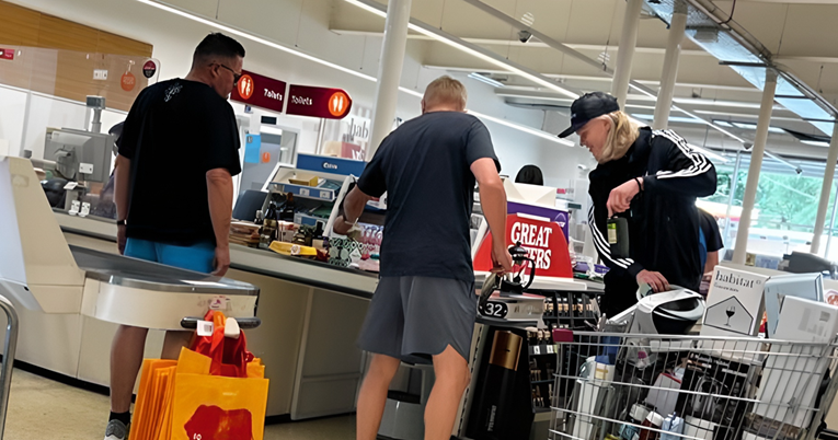 Haalanda snimili u šopingu. Slika postala viralna: "Pep će poludjeti..."