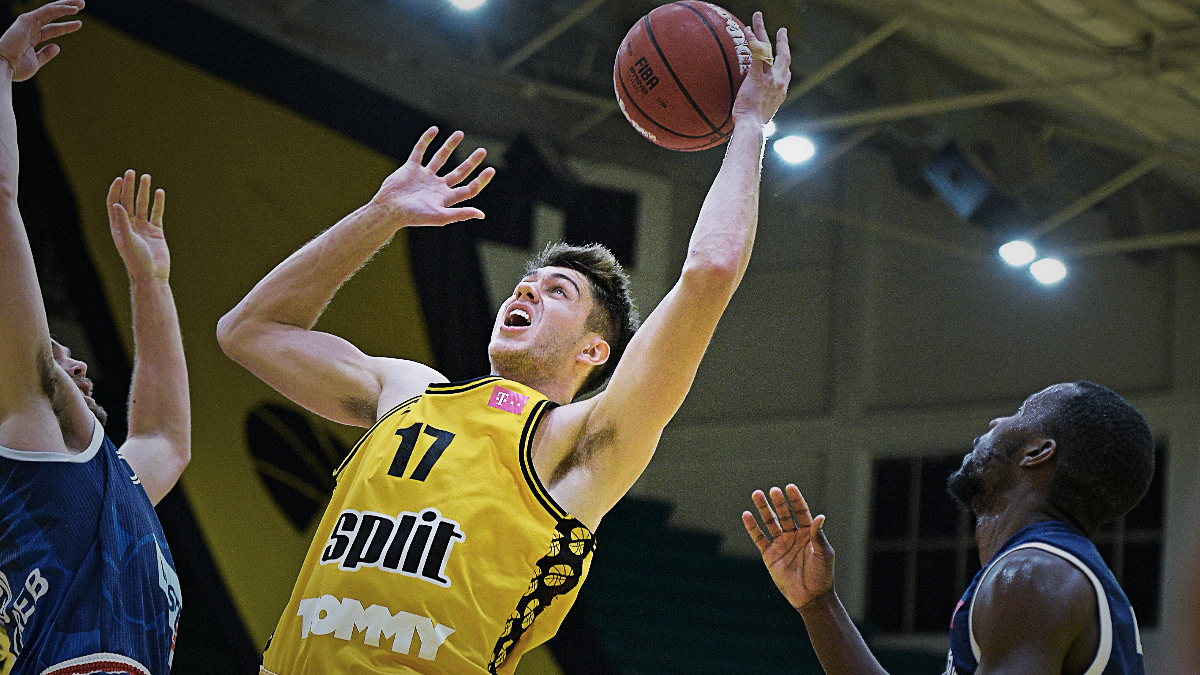 SPLIT - CIBONA 96:85 Split u derbiju kola srušio Cibonu