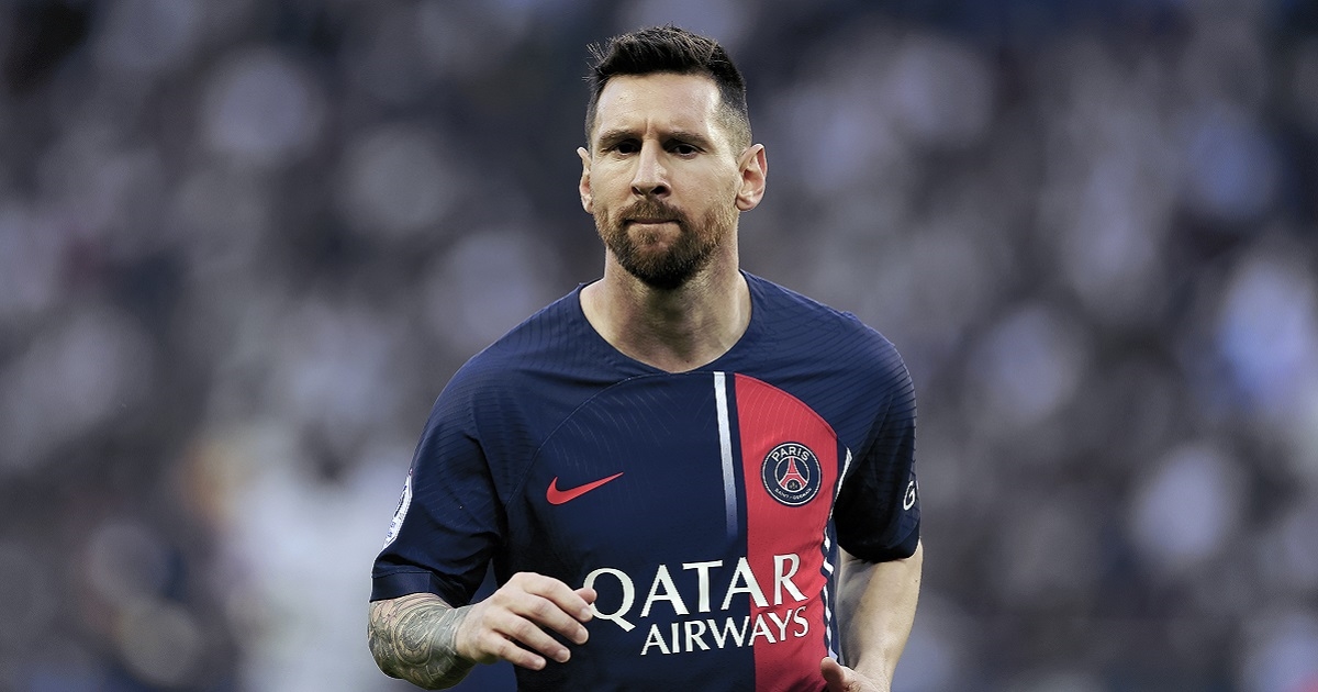 Messi je poklonio svoj trofej Neymaru. Brazilac ga je dao na aukciju