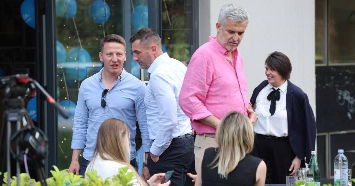 U stožeru Marije Selak Raspudić čekaju rezultate, tamo je i Dario Zurovec