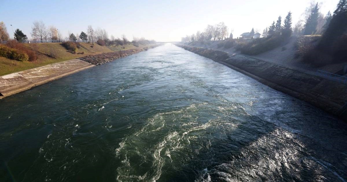 Leš nepoznatog muškarca pronađen u Dravi uz HE Varaždin