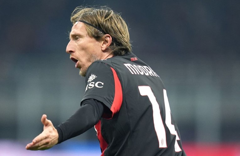 Talijani prvi put kritizirali Modrića: "Jednom godišnje dopušteno je biti lud"