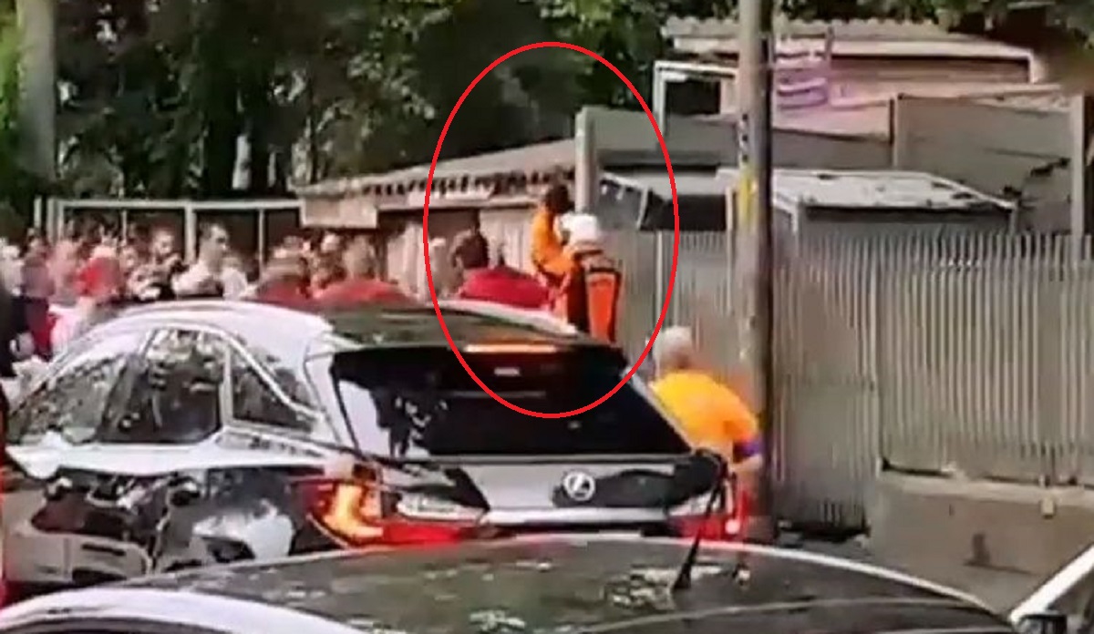VIDEO Policija pucnjavom spasila Švicarce koje su mlatile Delije