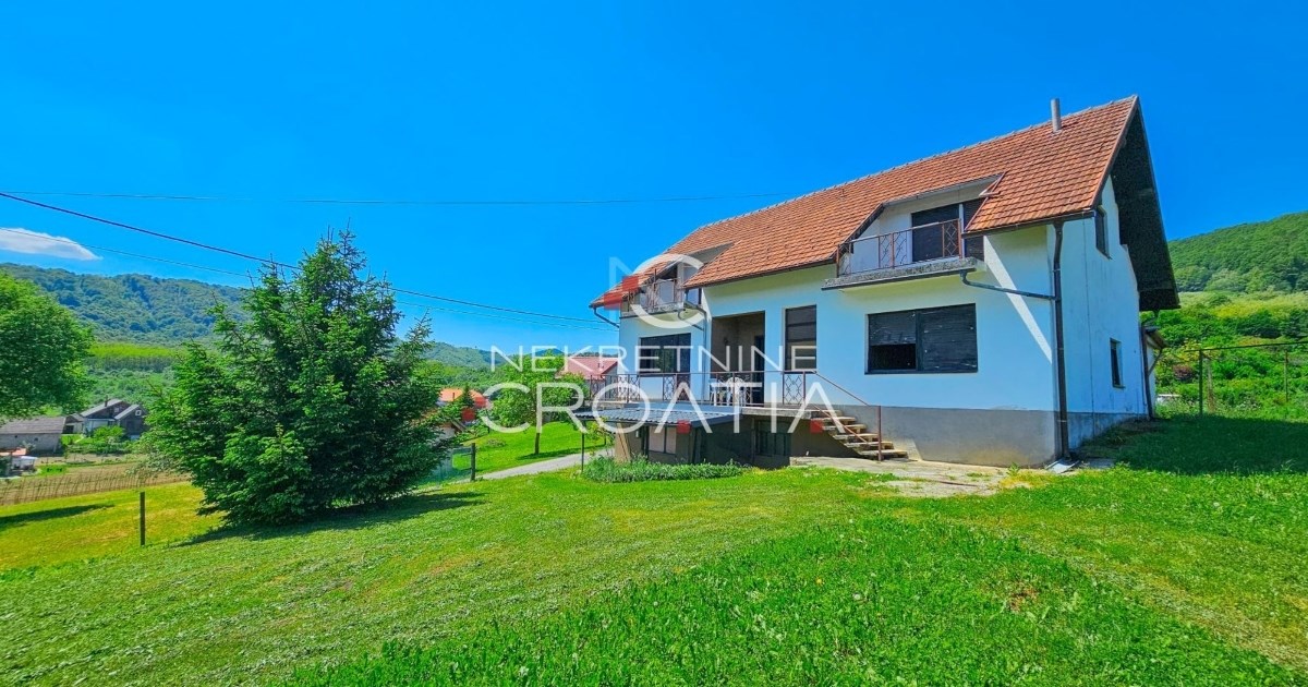 Top oglasi za nekretnine: Prilika za kupnju prostrane prizemnice na ravnom terenu