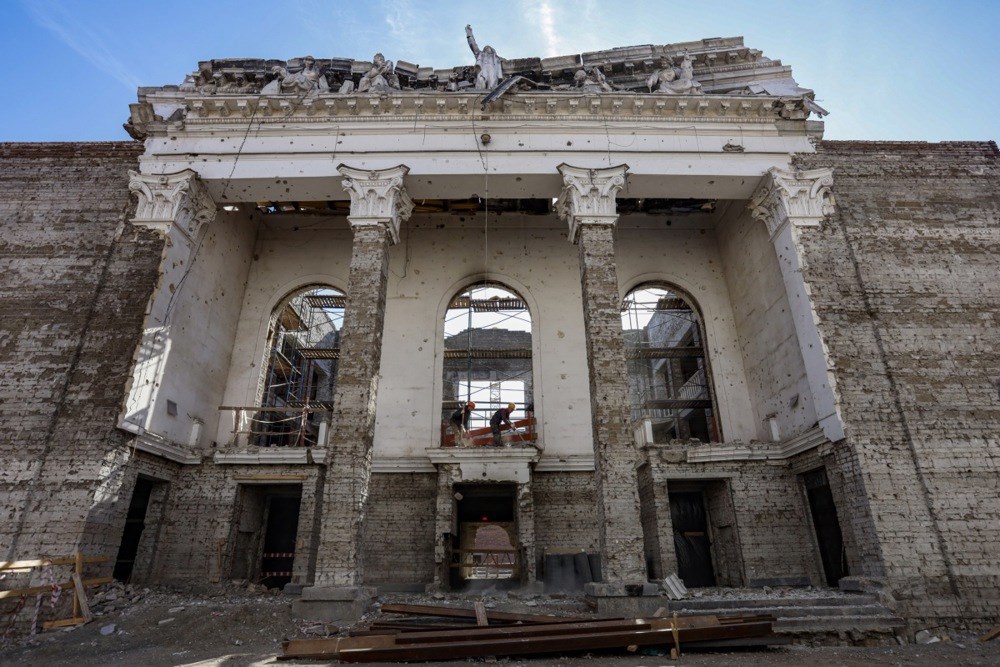 Rusija otvorila kazalište u Mariupolju na mjestu ratnog zločina
