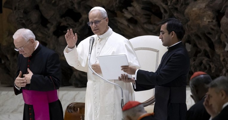 Papa održao sastanak sa žrtvama svećeničkog zlostavljanja. "Otišla sam puna nade"