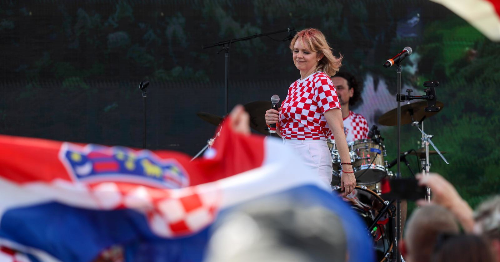 Tajči pjevala za navijače u Dallasu: "Lijepo da smo svi zajedno i družimo se"