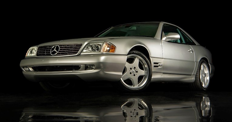 Mercedesov klasik oduzima dah i nakon četvrt stoljeća. Prodaje se "novi" primjerak