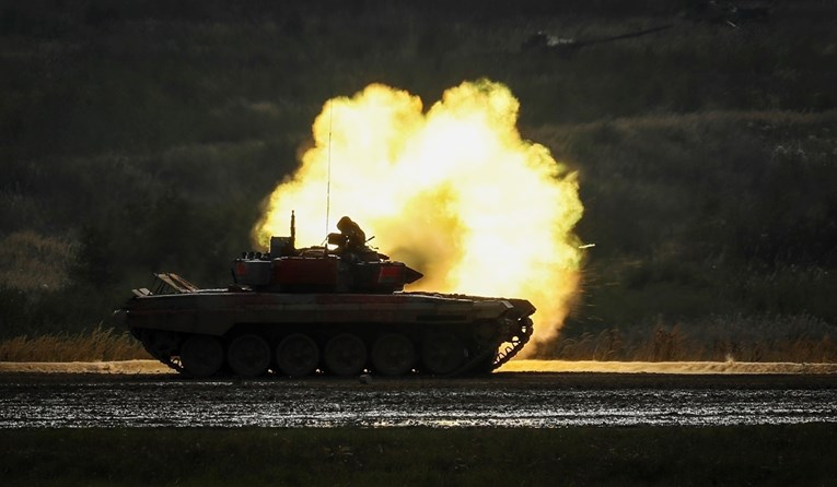 Rusiji ponestaje tenkova. Zašto im u skladištima stoji tisuću T-72 prve generacije?