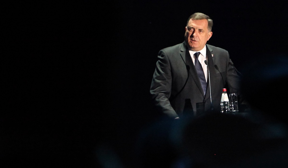 Dodik najavio da će bosanski Srbi, "bude li potrebe", mobilizirati svoju vojsku