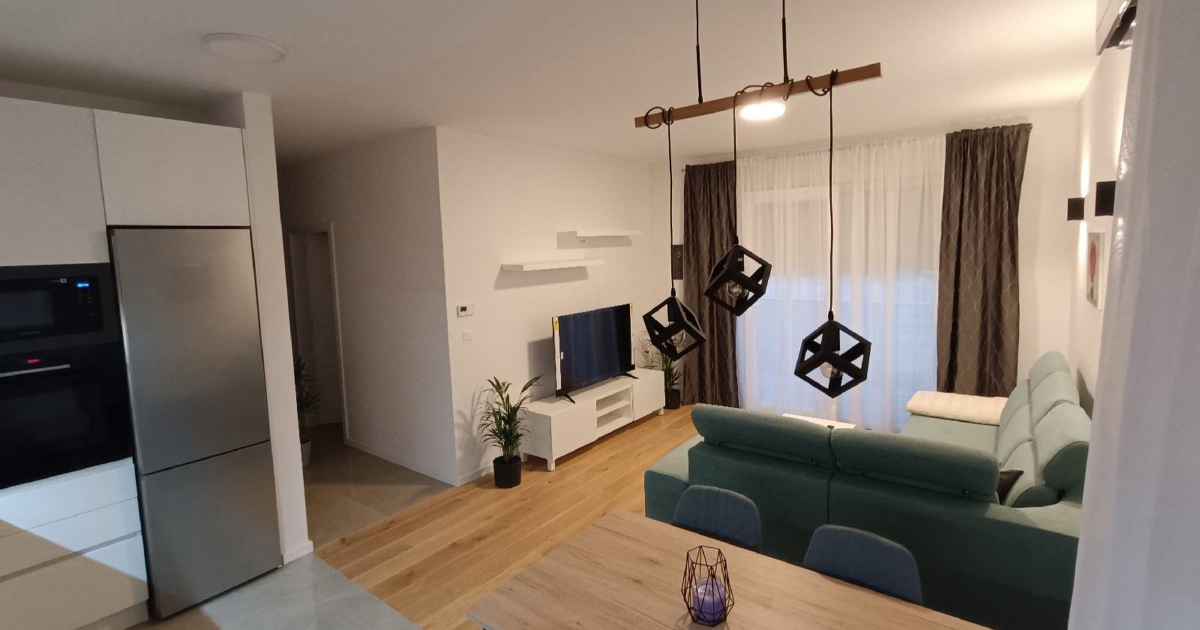 Trosoban stan s garažnim mjestom u Karlovcu prodaje se za 375.000 eura
