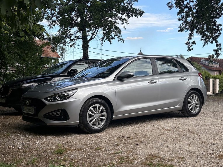 Ovaj Hyundai i30 iz 2021. ima 61.000 km. Prodaje se za 13.500 eura