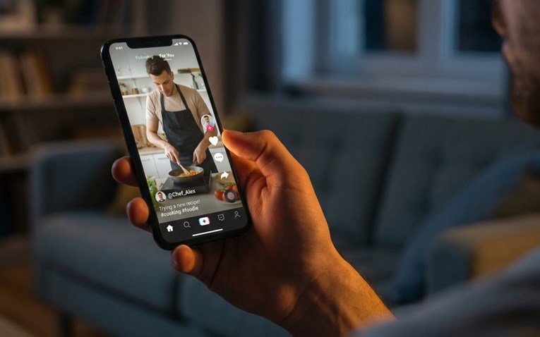 Europska komisija želi promjenu TikToka: "Izaziva ovisnost, pogotovo kod djece"