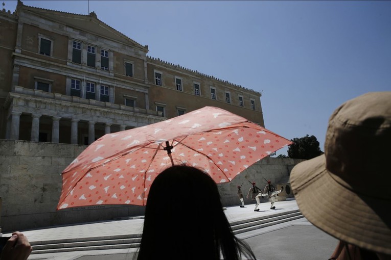 Toplinski val u Grčkoj. Temperature idu i do 42 stupnja