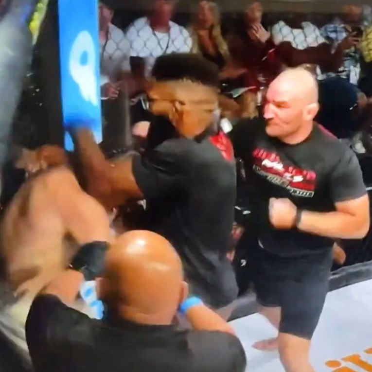 VIDEO Bivši UFC prvak napao borca poslije meča. Poletjele su šake