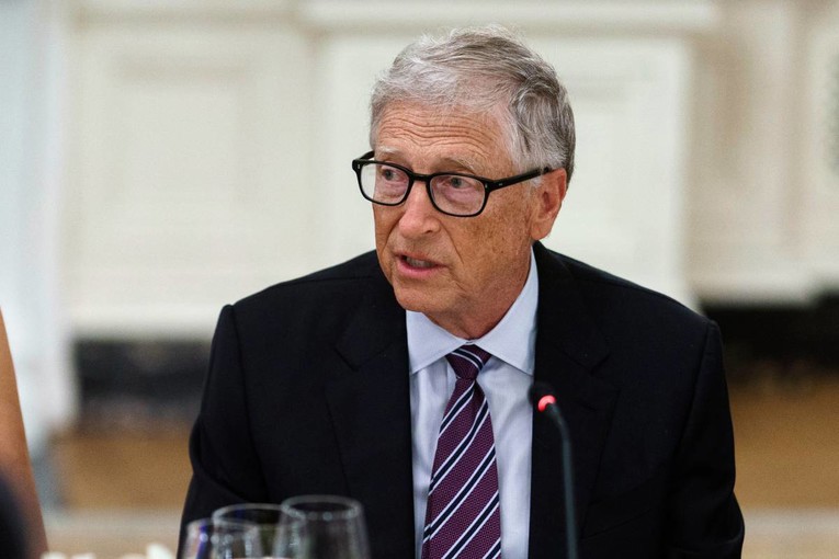 Bill Gates o umjetnoj inteligenciji: "Mogli bismo izgubiti kontrolu"