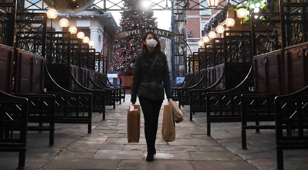 Studija: U mjesec dana lockdowna u Engleskoj zaraza pala 30%, virus se povlači