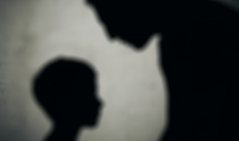 Silovao maloljetnog nećaka, splitski sud ga osudio na devet godina zatvora