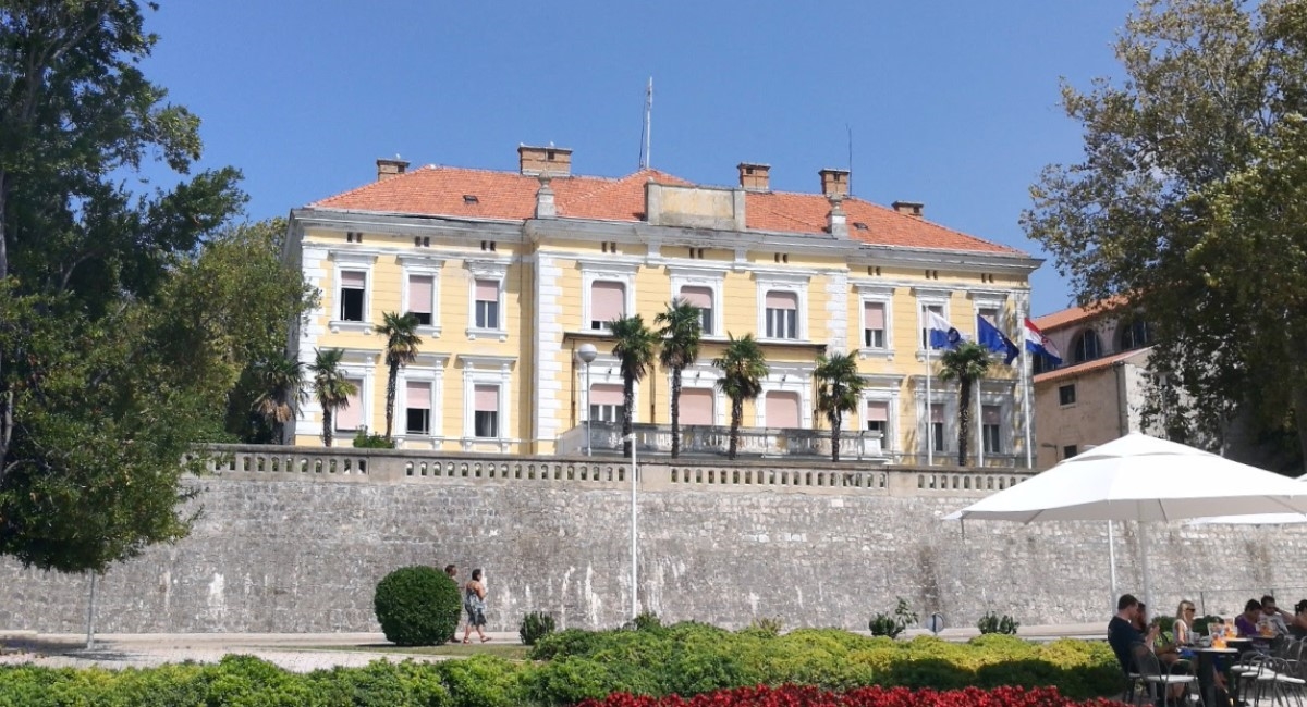 Država će Crkvi dati palaču u samom centru Zadra?