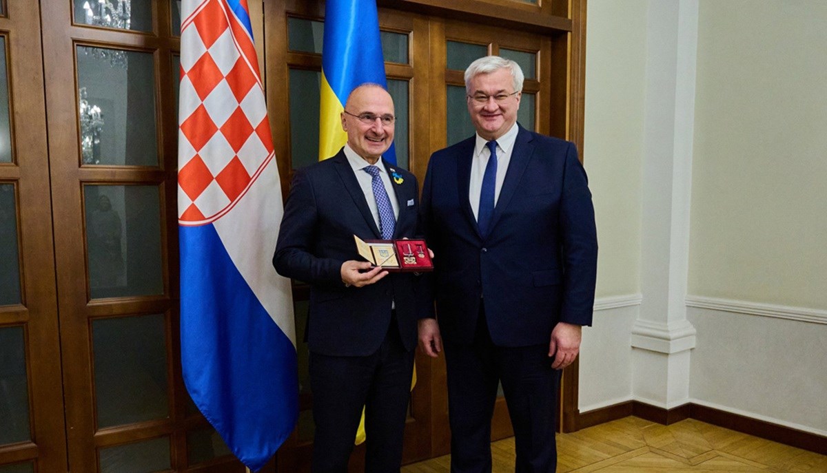 Ukrajina odlikovala Grlića Radmana