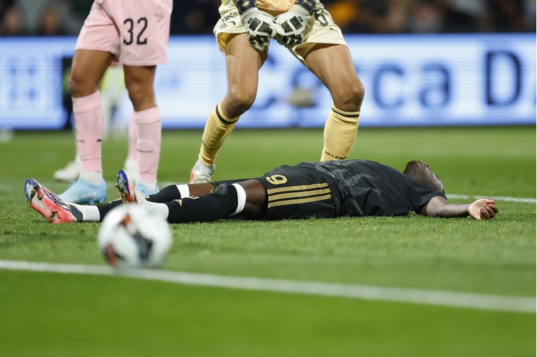 Juventus ga doveo za 50 milijuna eura. Navijači mu zvižde, trener ga brani