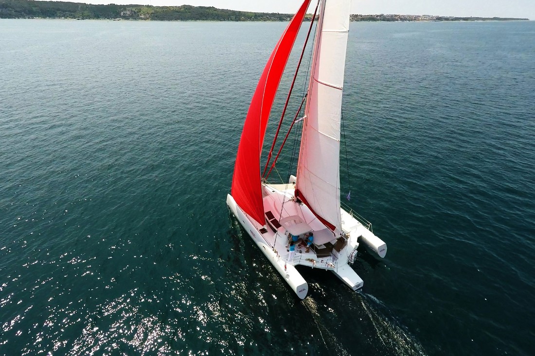 Brodovi se rezerviraju, cijene padaju: Hrvatski charter suočen s velikim paradoksom