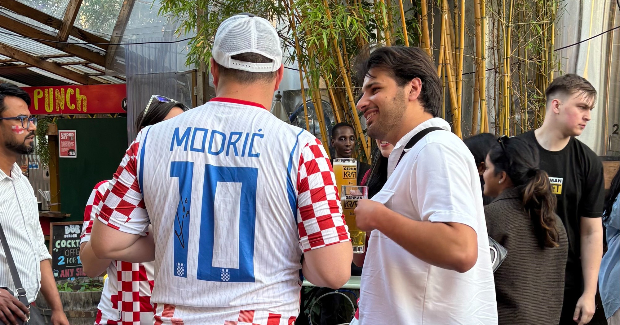 Usred Londona smo sreli Engleza koji u Modrićevom dresu navija za Hrvatsku