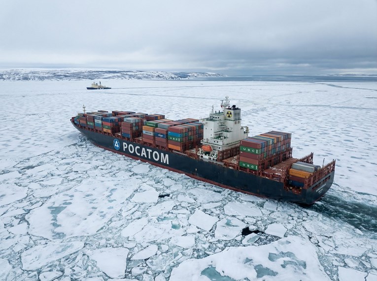 Rusija gradi kontejnerski nuklearni brod za arktički koridor