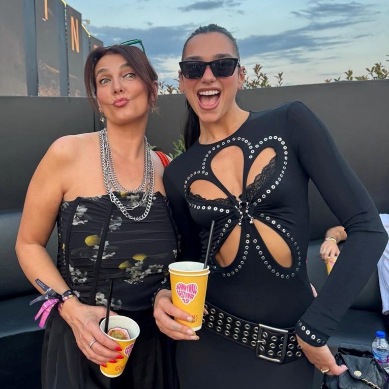 Dua Lipa u odvažnoj poluprozirnoj haljini privukla sve poglede