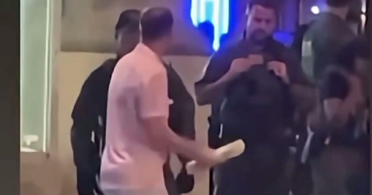 Oslobođen čovjek koji je u Americi sendvičem pogodio saveznog agenta