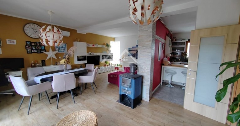 Obiteljska kuća u Zagrebu s dvorištem i garažom prodaje se za 279.000 eura