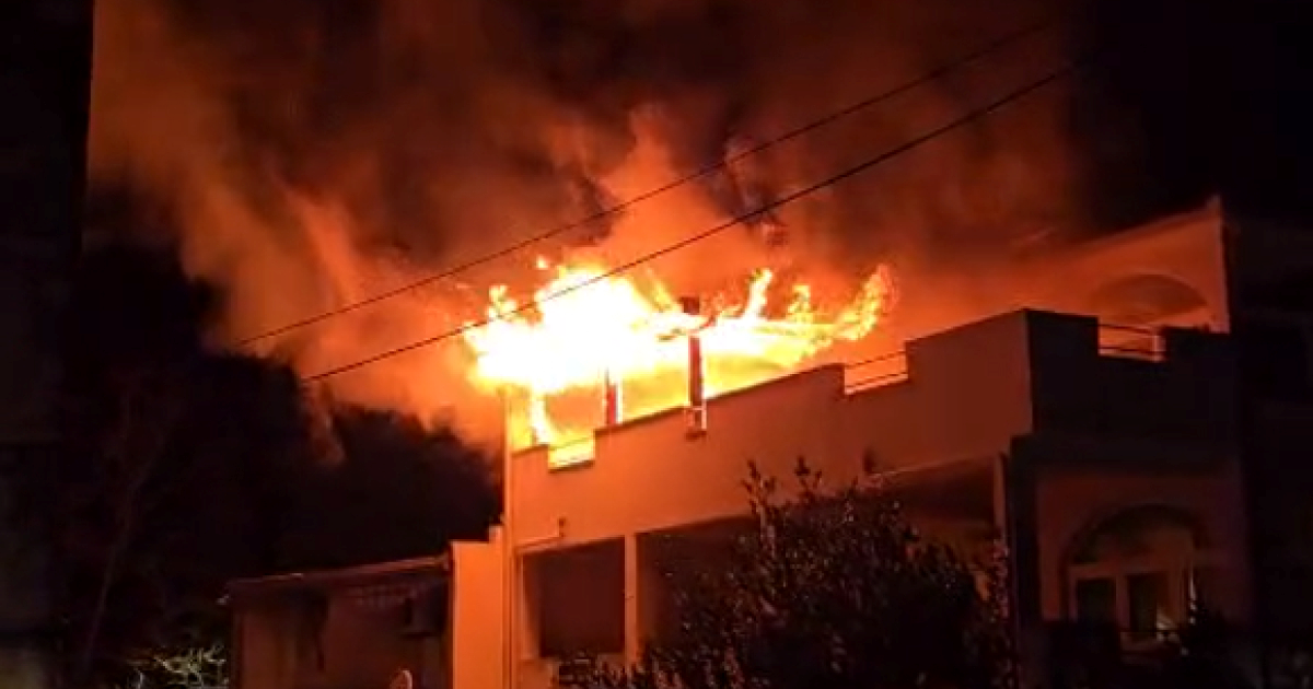 VIDEO Požar u stanu u Kaštelima