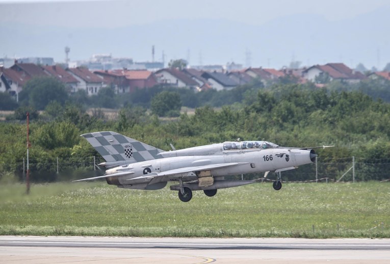 Hrvatski MiG presreo ukrajinski avion iznad Hrvatske