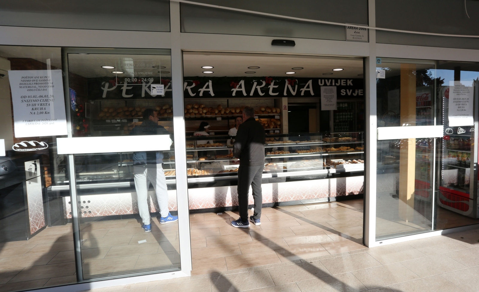 Još jedna mjera: Pekarnicama zabranjen rad nakon 22 sata