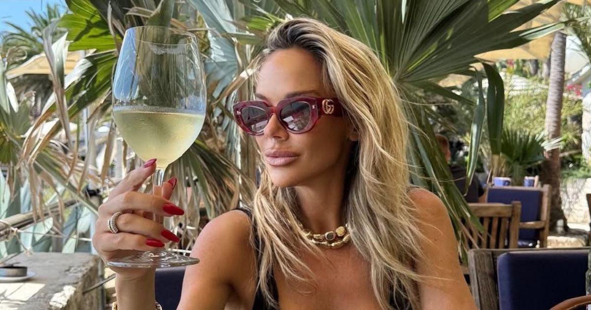 Maja Šuput se nakon prisnih fotki sa Šimom javila s Palmižane, otkrila s kim uživa