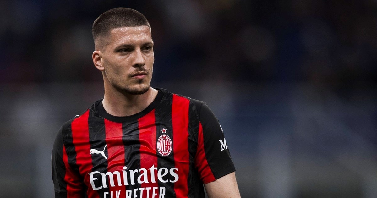 Srpski napadač bio je promašaj Reala i Milana. Sad je iznenadio transferom