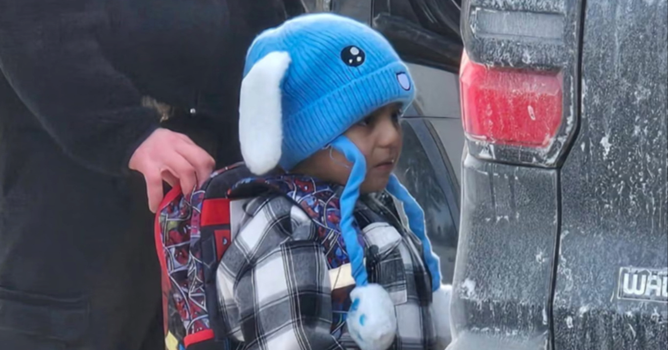 ICE priveo dječaka (5). Sud privremeno zaustavio njegovu deportaciju