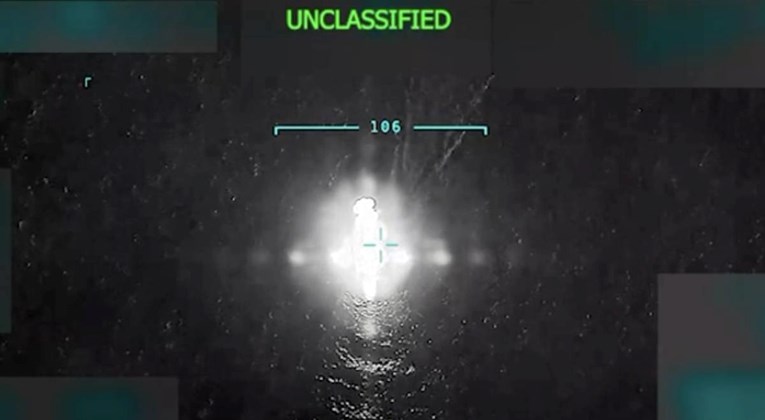 Preživjeli američki udar, držali se za brod. A onda je stigla zapovijed: "Pobijte ih"