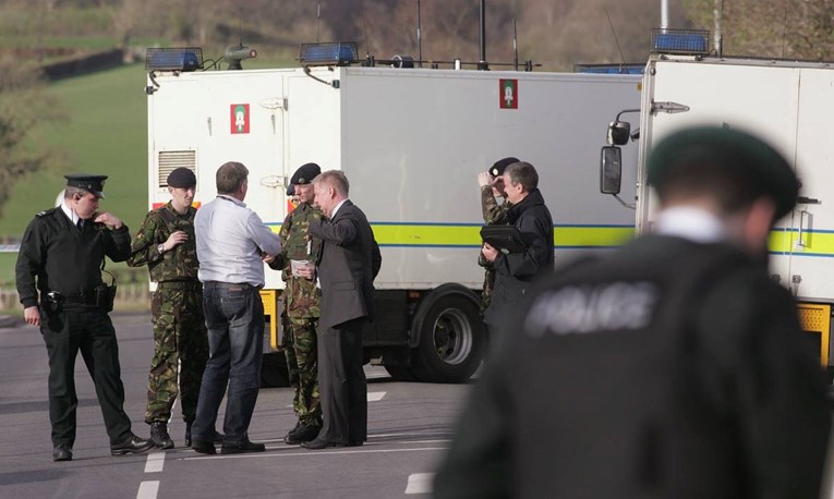 Sjeverna Irska obilježila godišnjicu napada u Omaghu kada je bombom ubijeno 36 ljudi