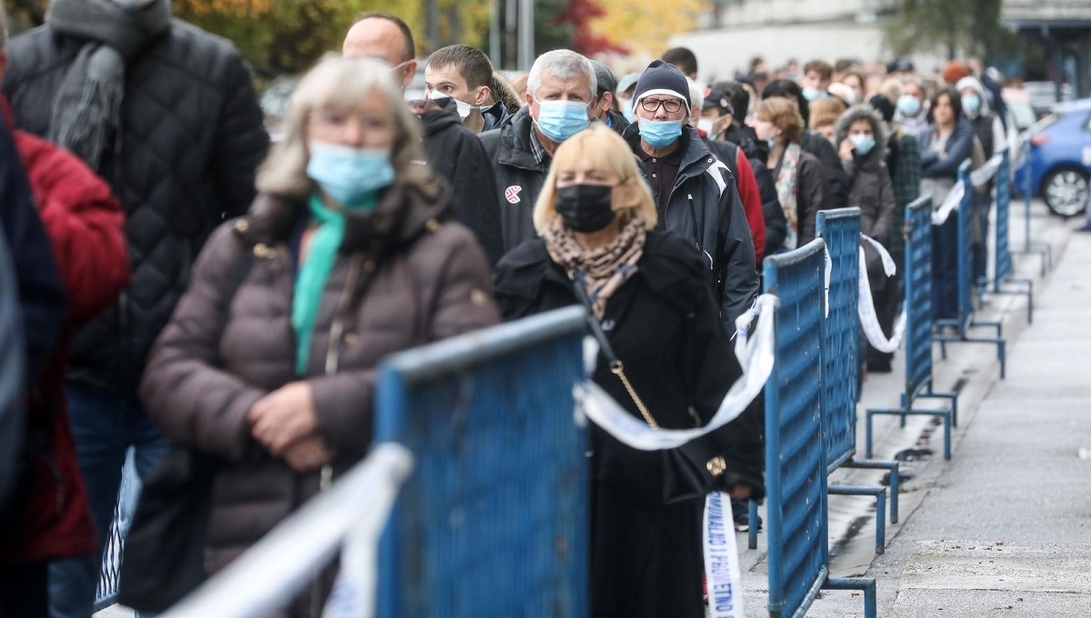 VIDEO I FOTO Pogledajte redove za cijepljenje u Zagrebu, cijeli dan je gužva