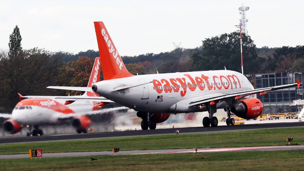 Avion EasyJeta se dva puta vraćao zbog pijanih putnika