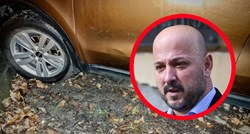 Maras dobio kaznu za parkiranje pa napao Tomaševića: "Guma mi je bila 5 cm na zemlji"