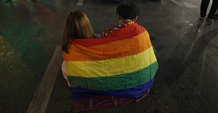Irak uveo 15 godina zatvora za istospolne veze