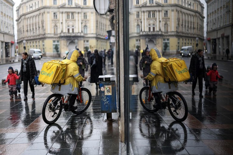 Uber želi kupiti Glovo