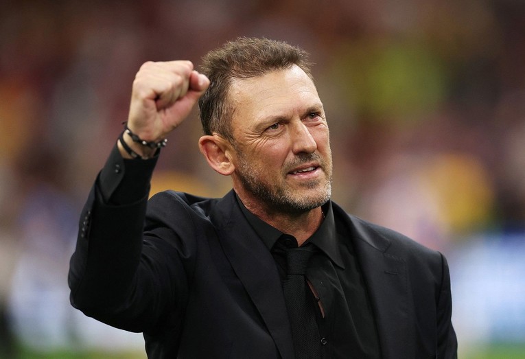 Hajduk umjesto njega uzeo Gattusa, sinovi mu igrali za Rudeš. Sad ga slavi Australija