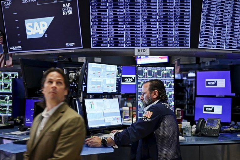 Oštar pad Wall Streeta