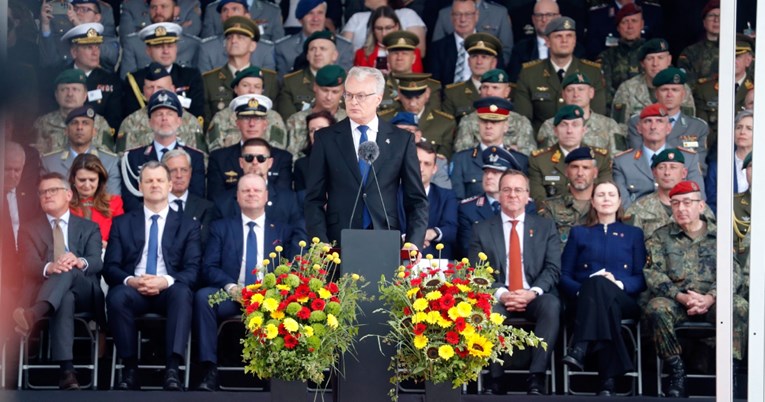 Litvanski predsjednik: Moramo pripremiti sankcije koje nalikuju Molotovljevu koktelu