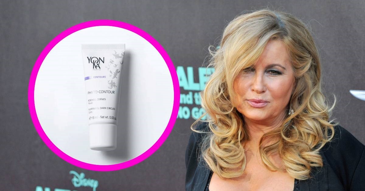 Jennifer Coolidge obožava jednu kremu koja briše bore i podočnjake
