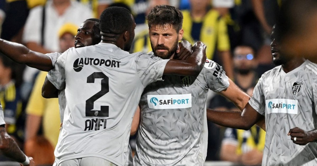 Turci slave Petkovića, on poručuje: Primili smo sumnjiv gol