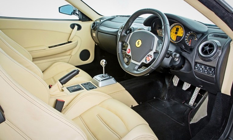 Ferrari vraća ručni mjenjač? Tu ideju zagovara i Lewis Hamilton